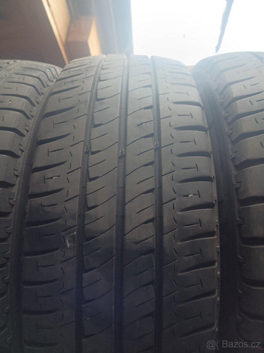 215/60/17C Michelin - 3