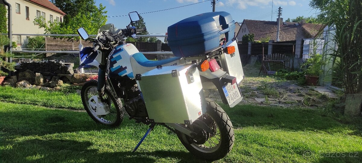 Suzuki DR 650 r- Třebenice