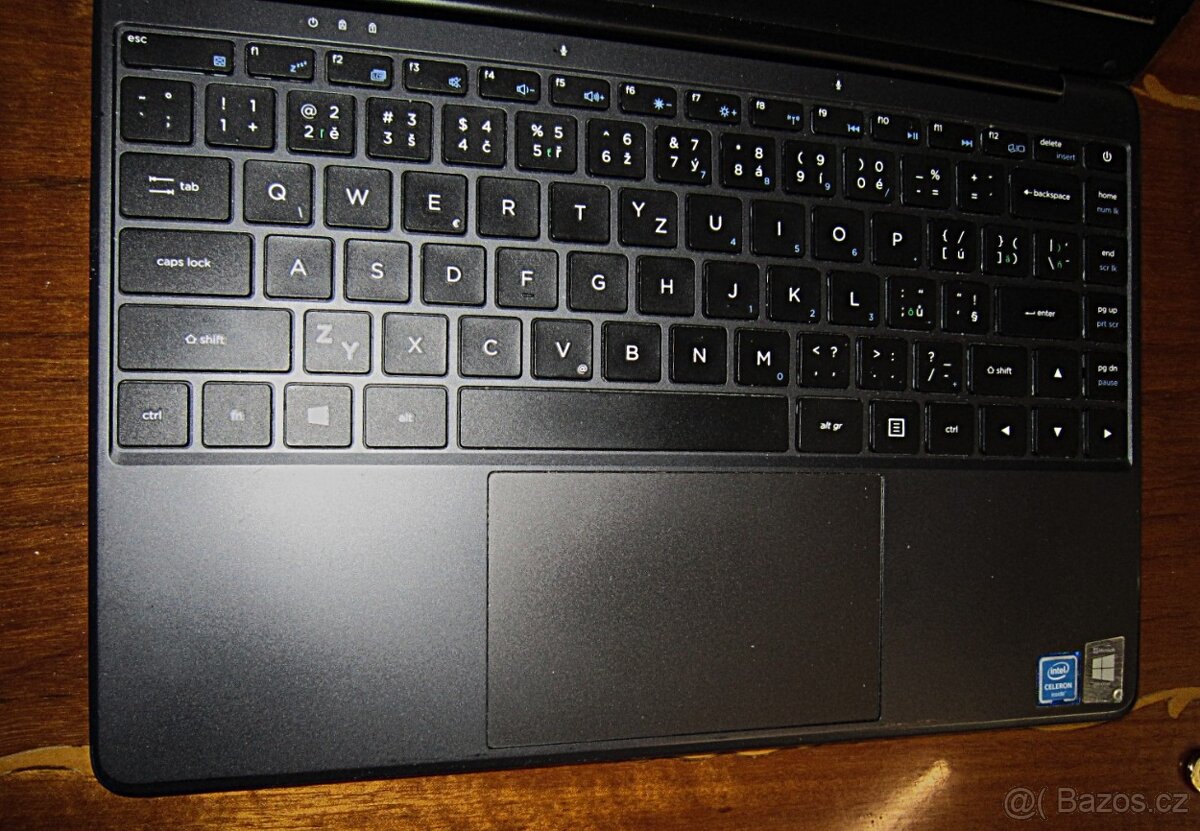 UMAX VisionBook N14G Plus - 3