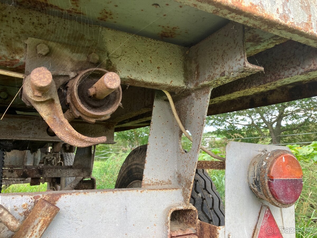 Vlek sklápěcí - 3