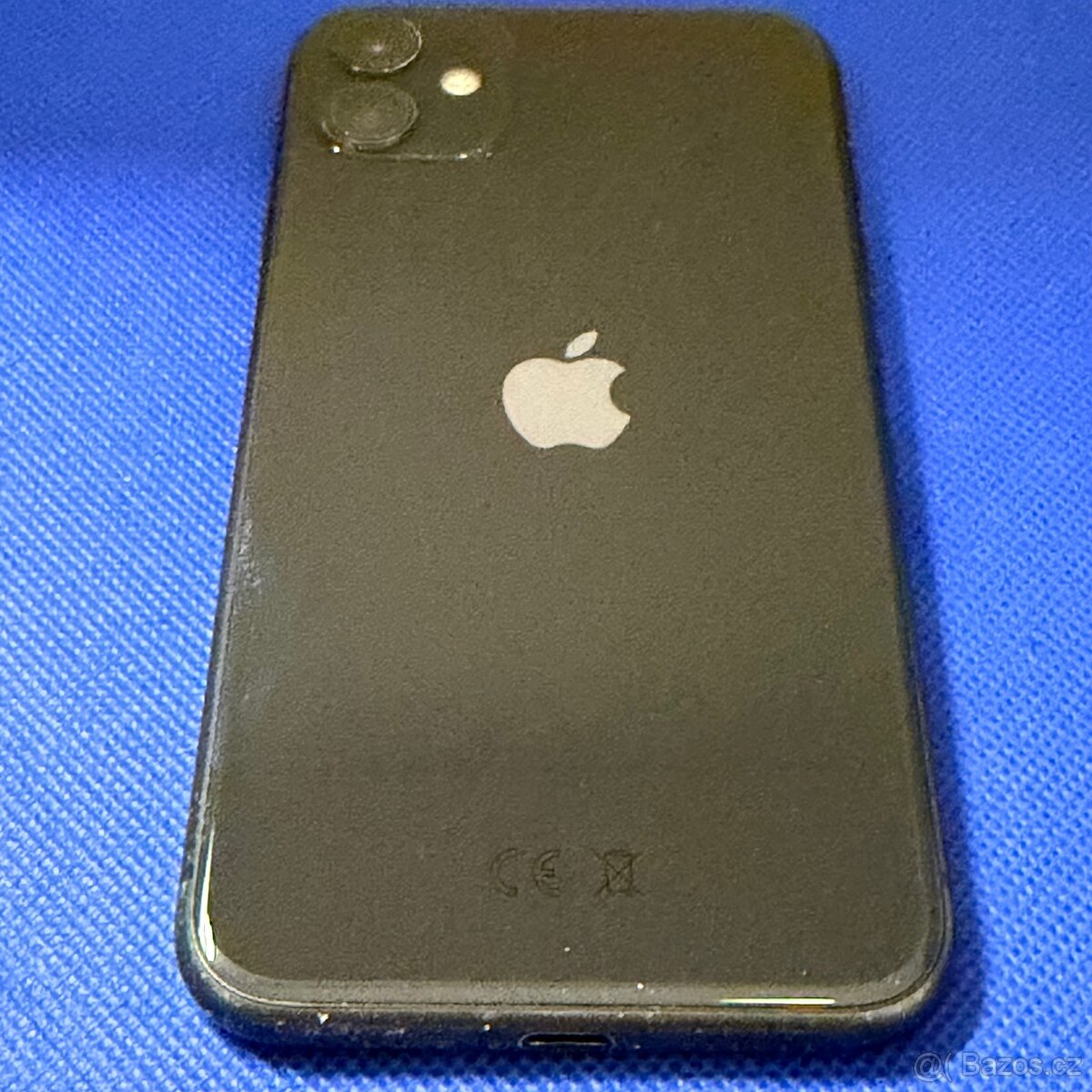 iPhone 11 128GB Black, pěkný stav - 3