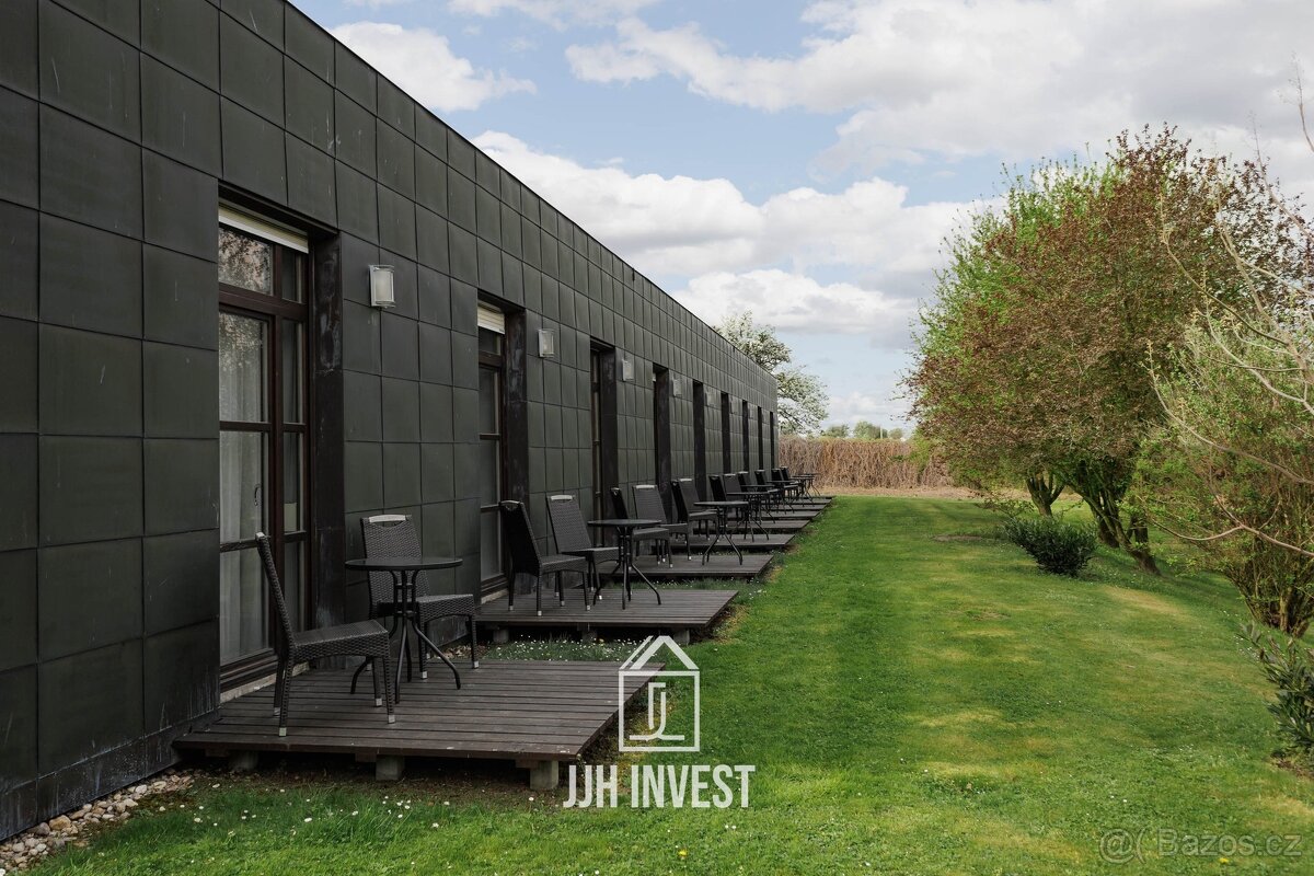 Exkluzivní nabídka pronájmu: Zámek Ratboř – Architektonický - 3