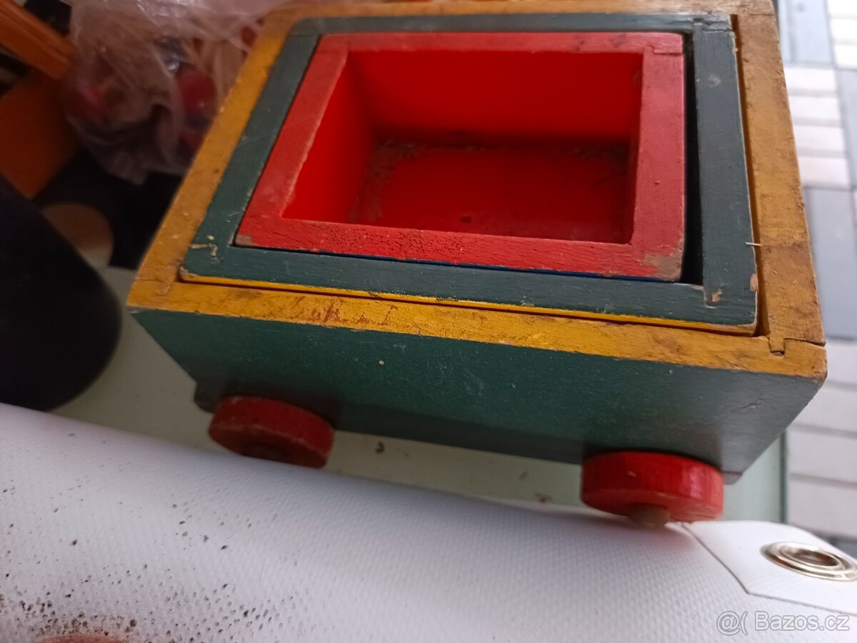 Staré dřevěné hračky - 3