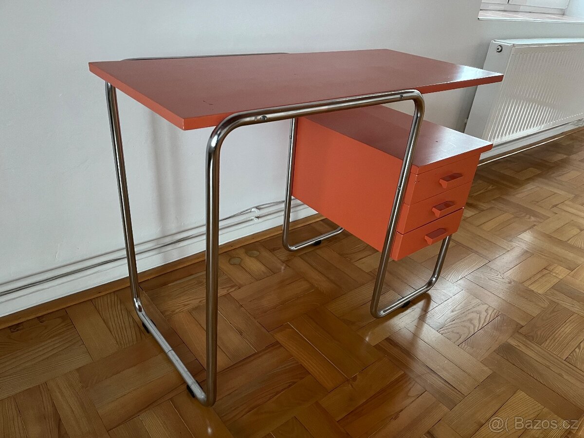 Chromovaný stůl - 3