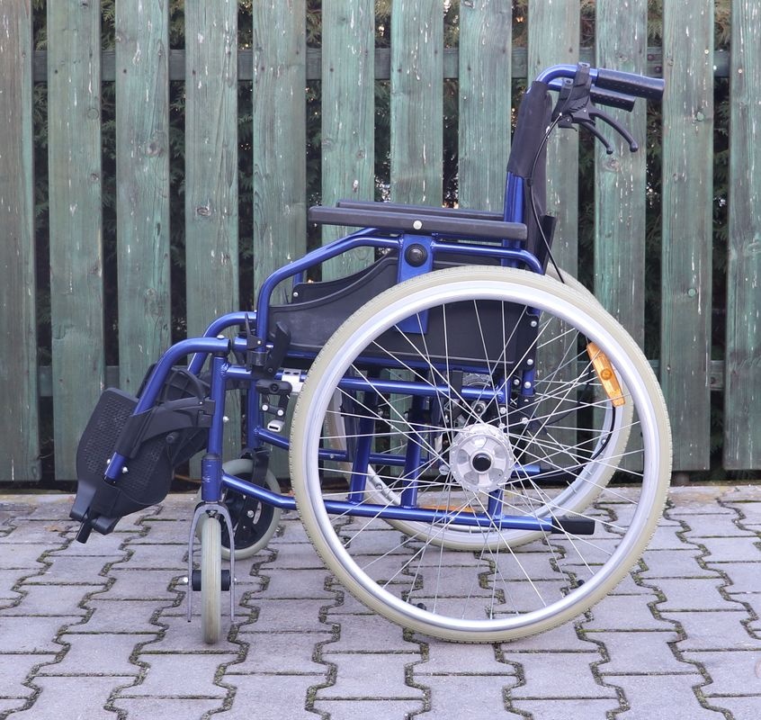 066-Mechanický invalidní vozík Patron. - 3