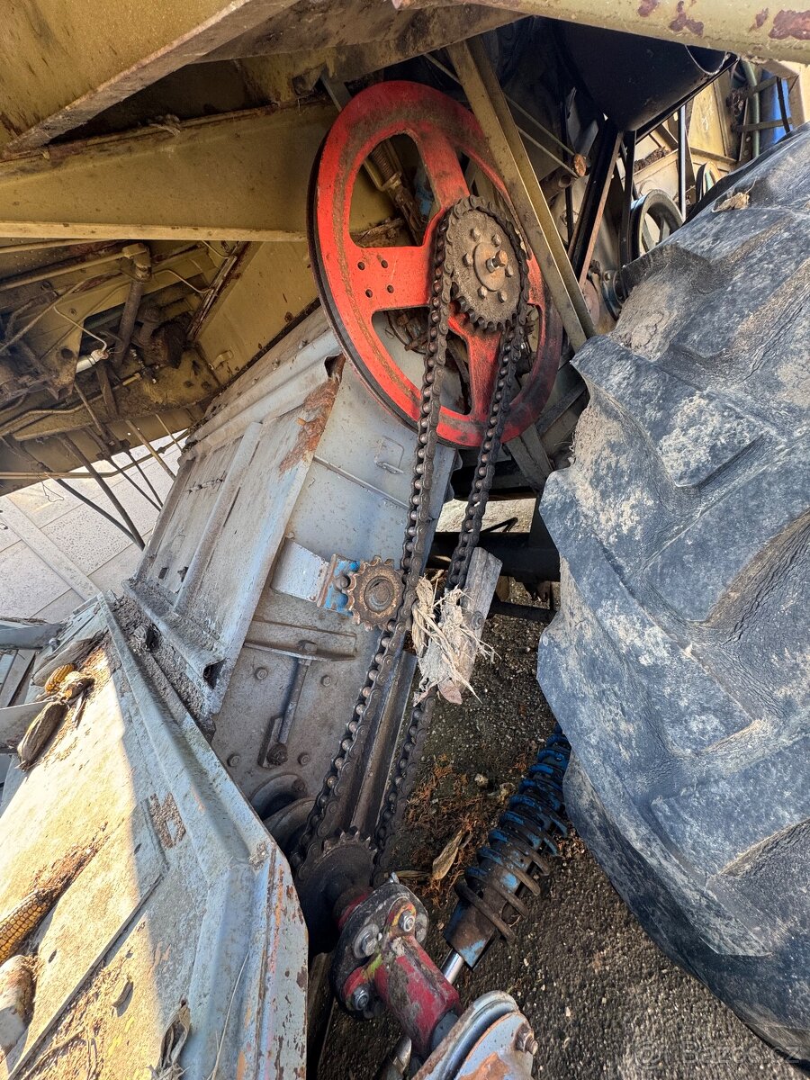 E512 s kukuričným adaptérom oros - 3