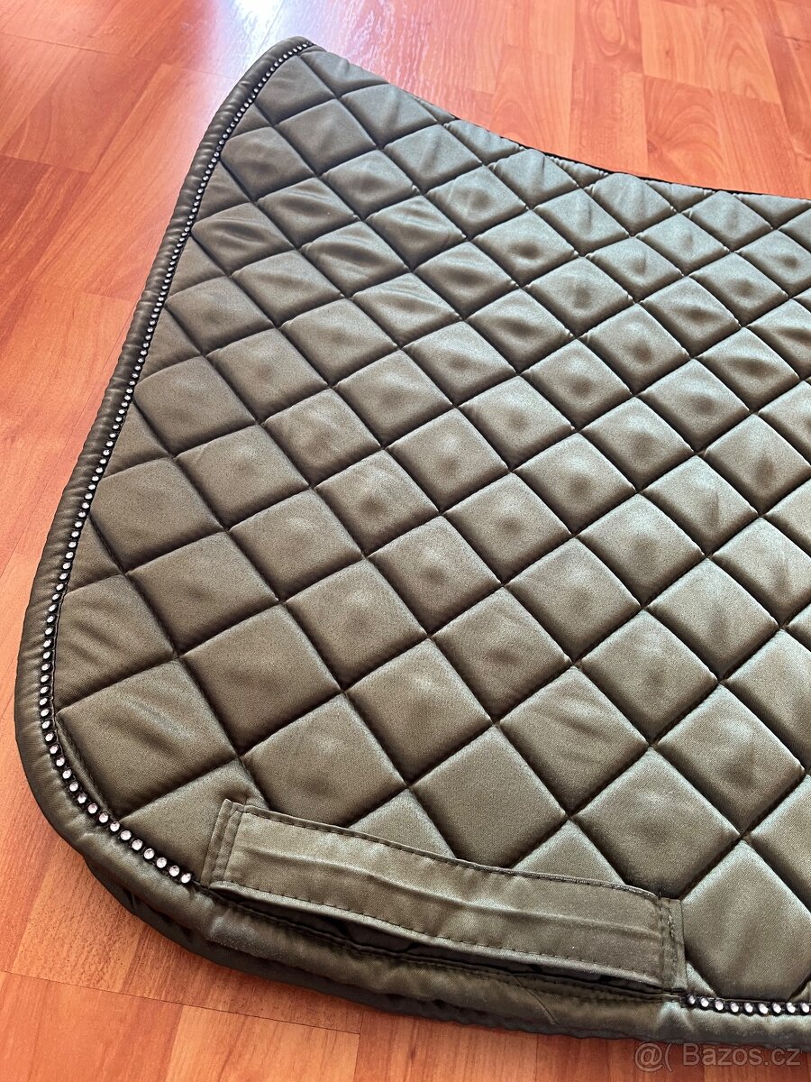 Drezurní podsedlovka - 3