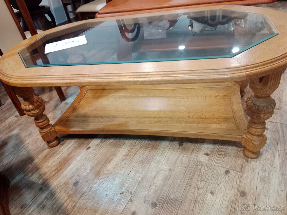 KONFERENČNÍ STOLEK - 3