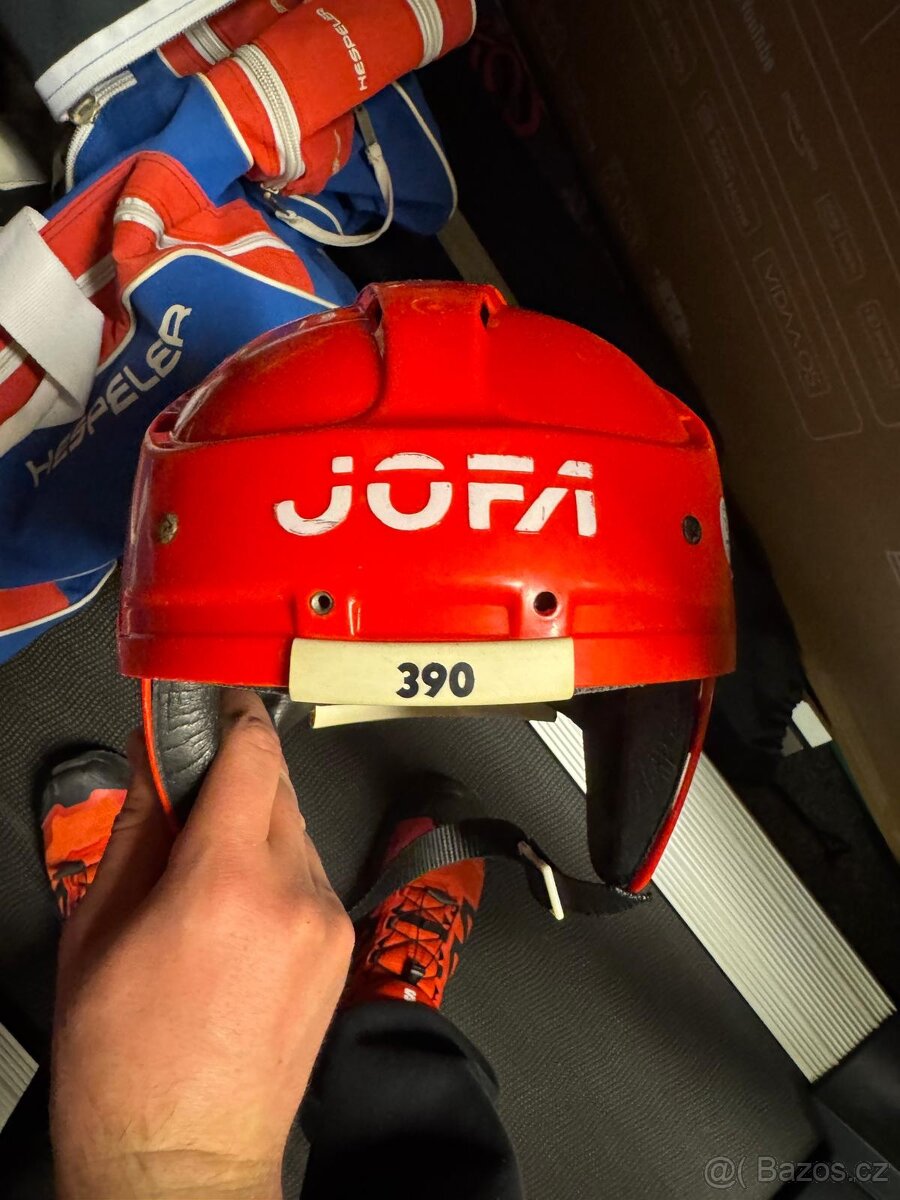 Hokejská výstroj - 3