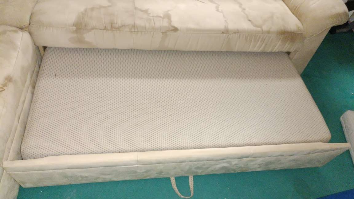 Rohová sedací souprava + křeslo + úložný a spací prostor - 3