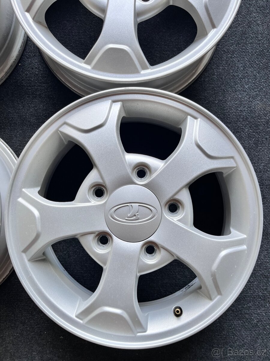 Lada Niva originál Alu disky - ET 58 - 3