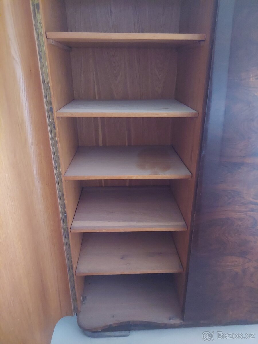 Šatní skříně - 3