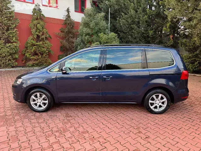 VW Sharan 2.0 TDI 103kW Match,DSG,7.míst,Tažné,Xenon,Webasto - 3