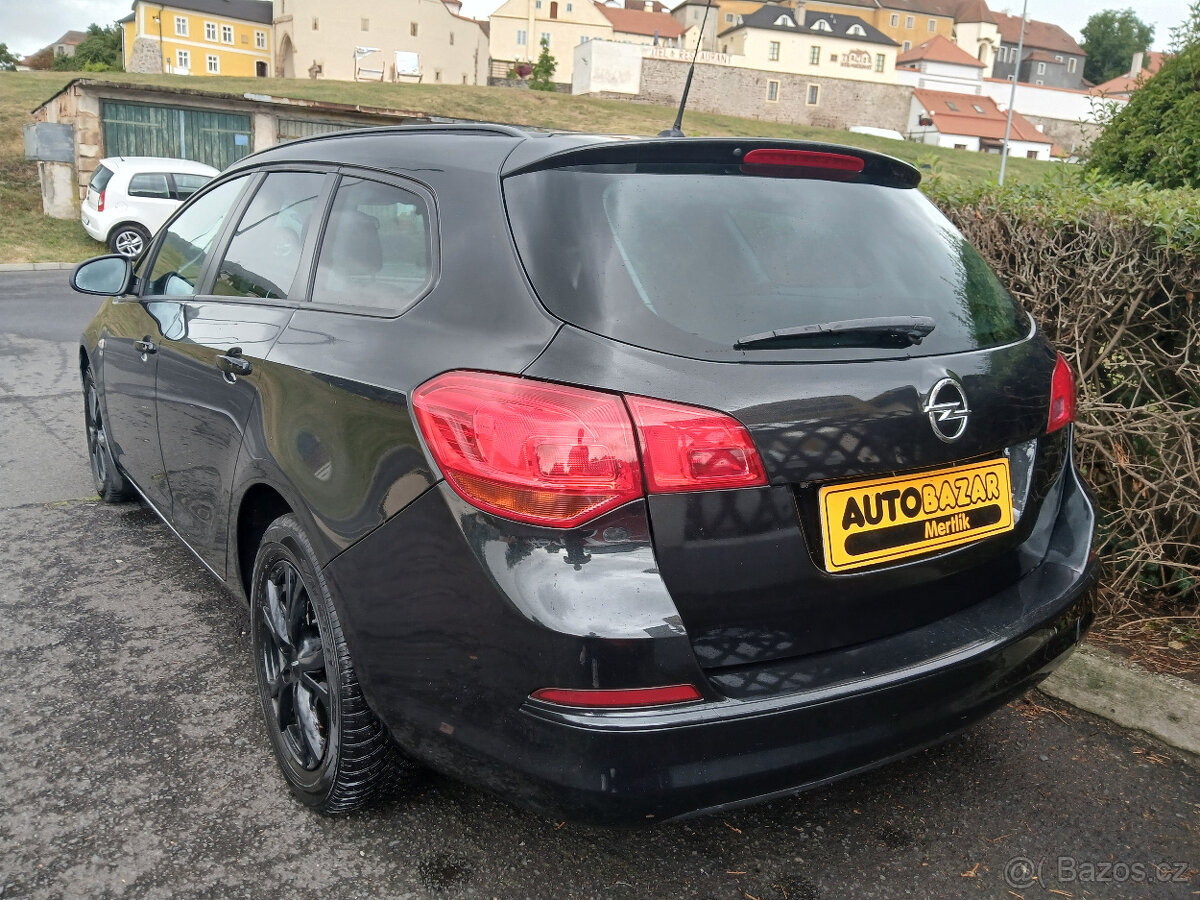 Opel Astra Com 1.6i Jen 98.000 Km serviska - 3