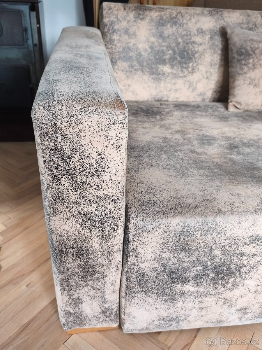 Sedačka + tři křesla - 3