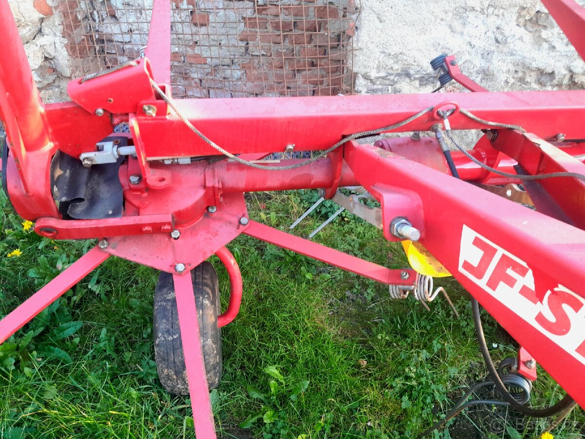 Obraceč JF-Stoll 5,5 m hydro - 3