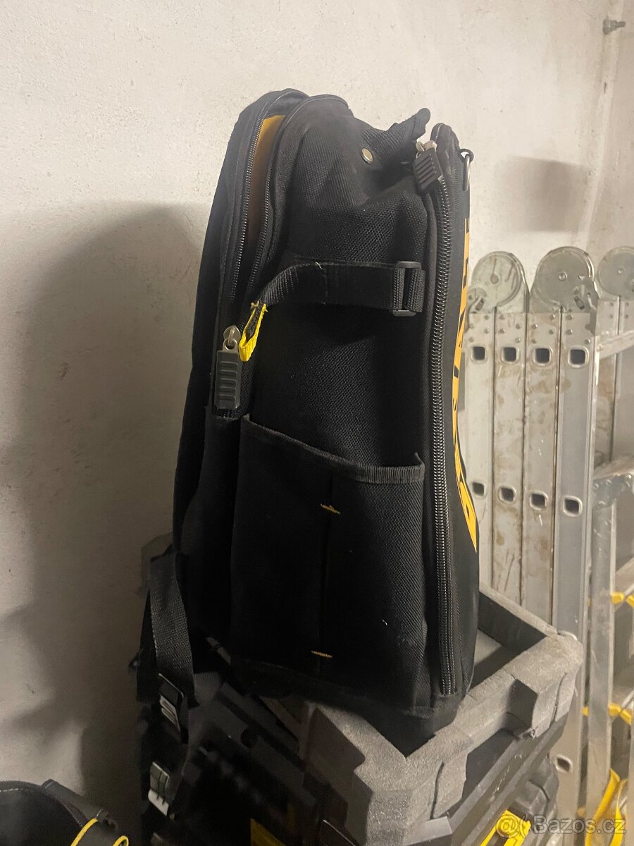 Batoh na nářadí zn. DeWalt - 3