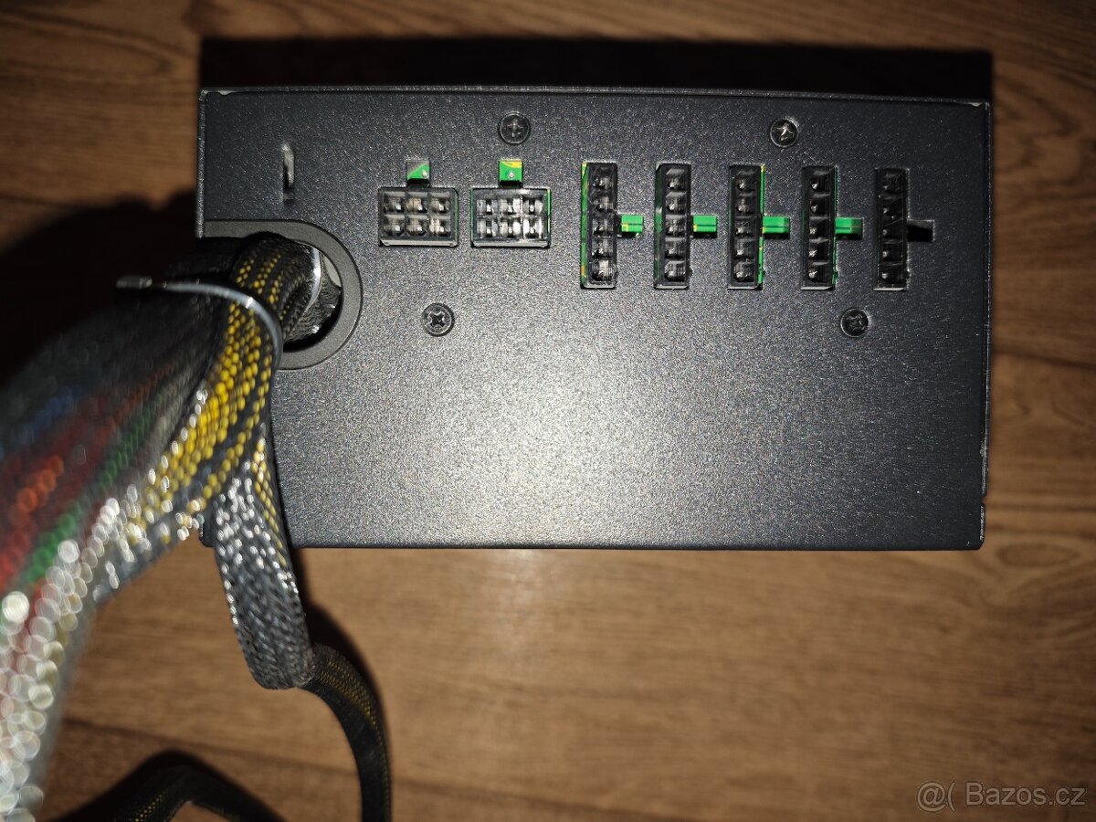 Počítačový zdroj 620W - 3
