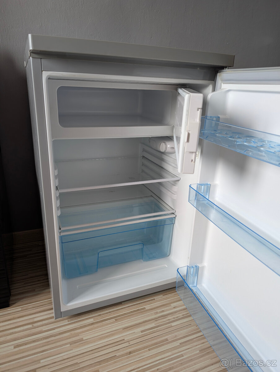 Lednice s mrazákem Baumatic - 3