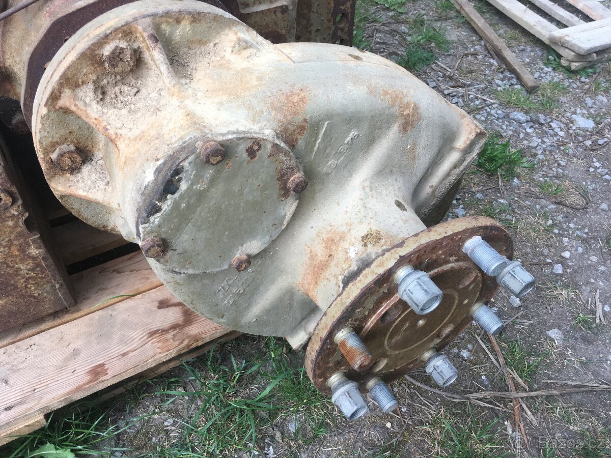 Zetor 5711/5718 část traktoru zánovní stav nebo díly - 3
