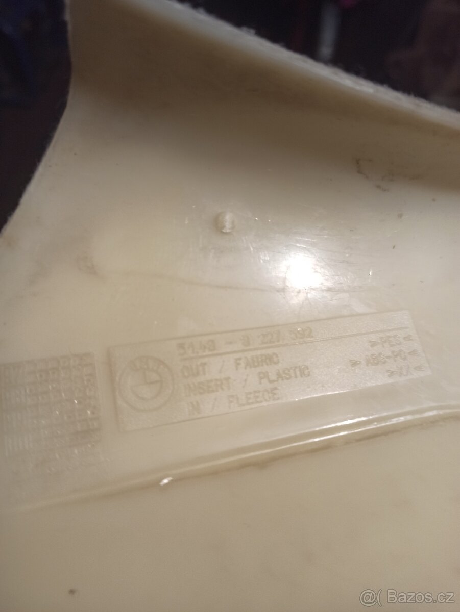 BMW E39 přední kryty sloupku - 3