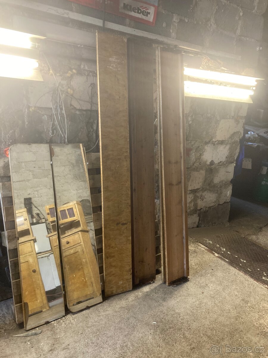 Prvorepubliková manželská postel - 3