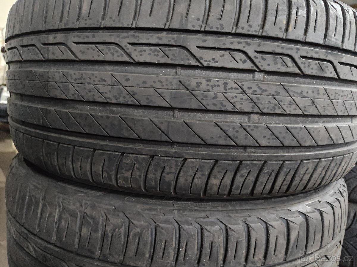 Prodám pneu letní 225/45R17 - 3