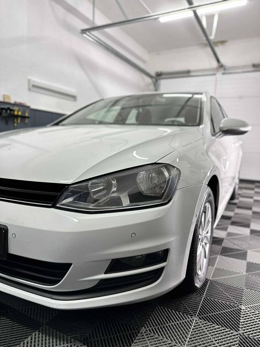 Volkswagen Golf VII 1.2 TSI (77 kW) – r. 2013 - 3