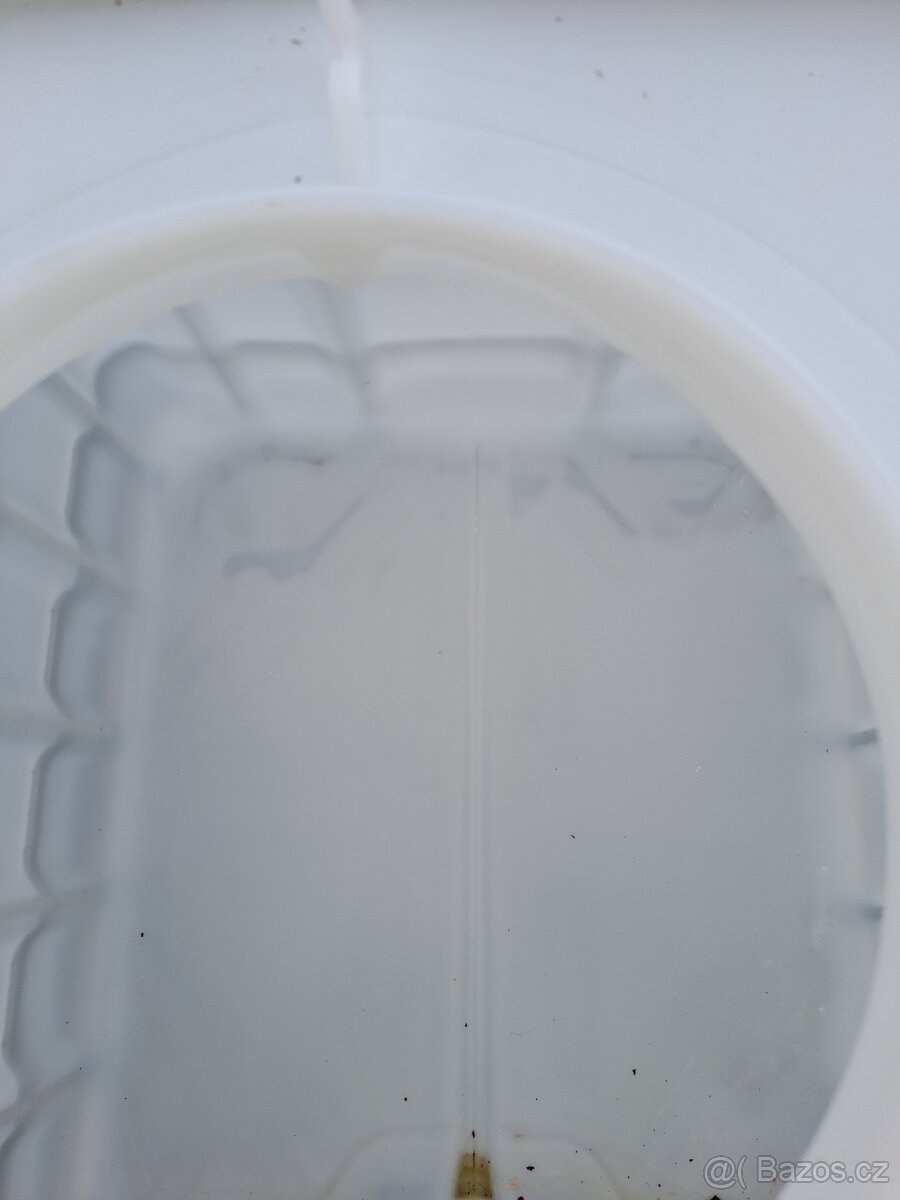 Kontejner na vodu 1000L - 3