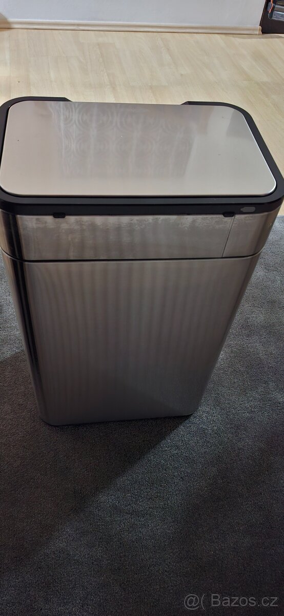 Prodám bezdotykový odpadkový koš HEPLMATON 60L - 3