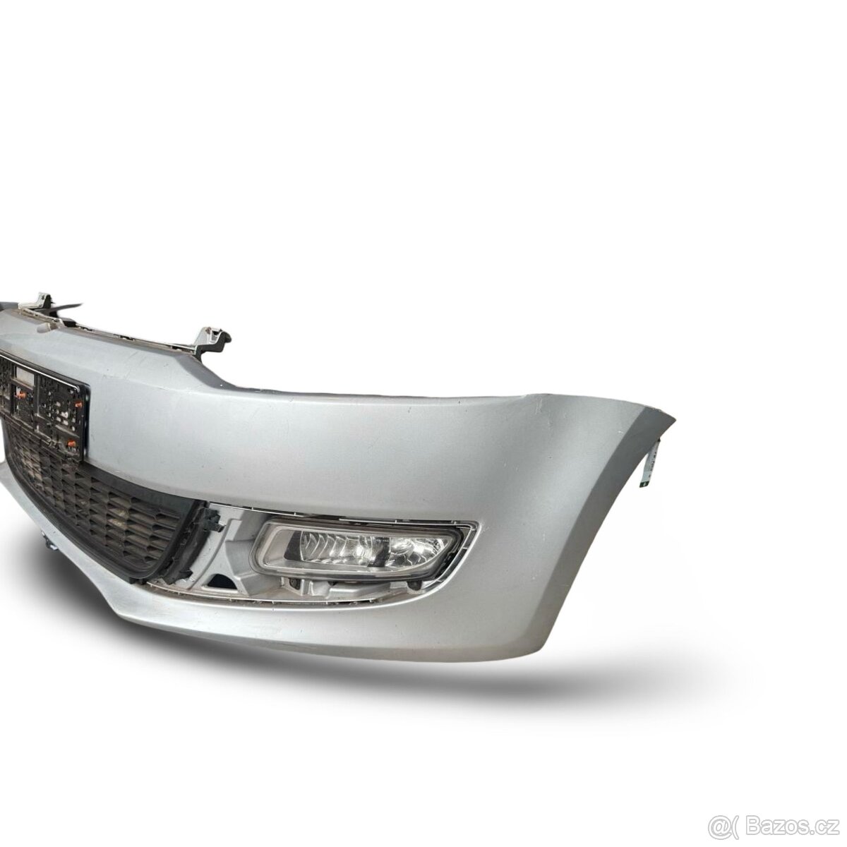 Přední nárazník stříbrná LA7W VW Polo 5 r.v. 2011 - 3