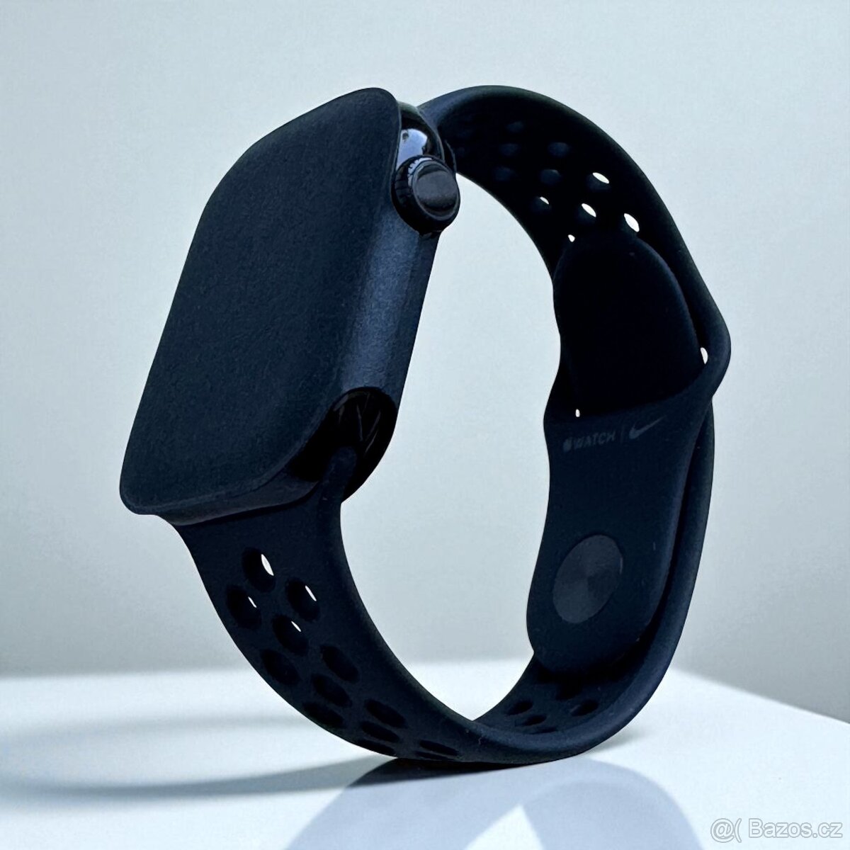 Apple Watch Series 10 42 GPS Černý hliník - 3