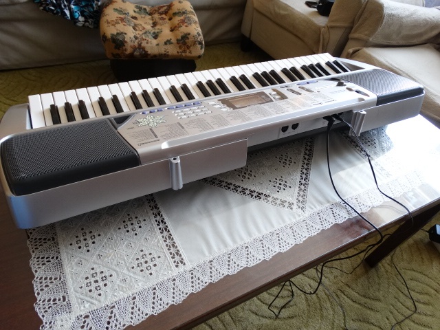 Klávesy Casio CTK-496 + sustain pedál + mikrofon + adaptér - 3