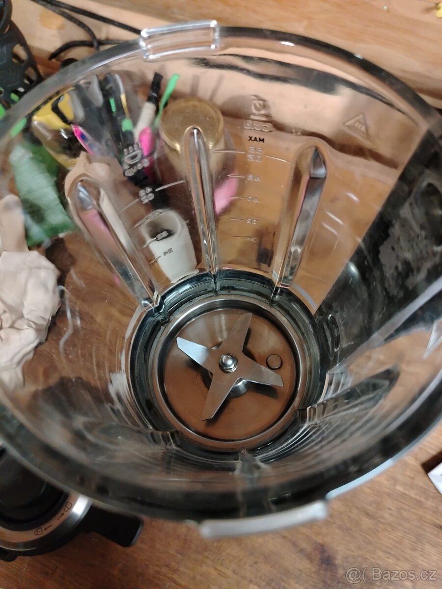 Vysokorychlostní mixér, polévkovar Tefal BL96 - 3