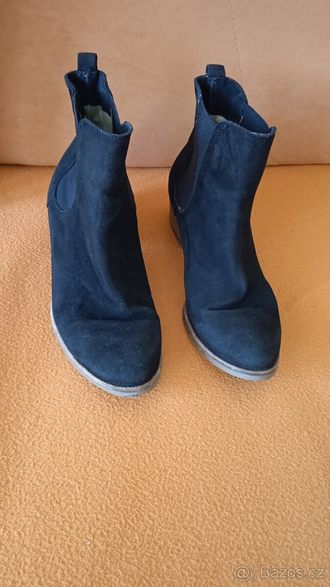 Dámské kotníčkové boty VERO CUOIO - 3