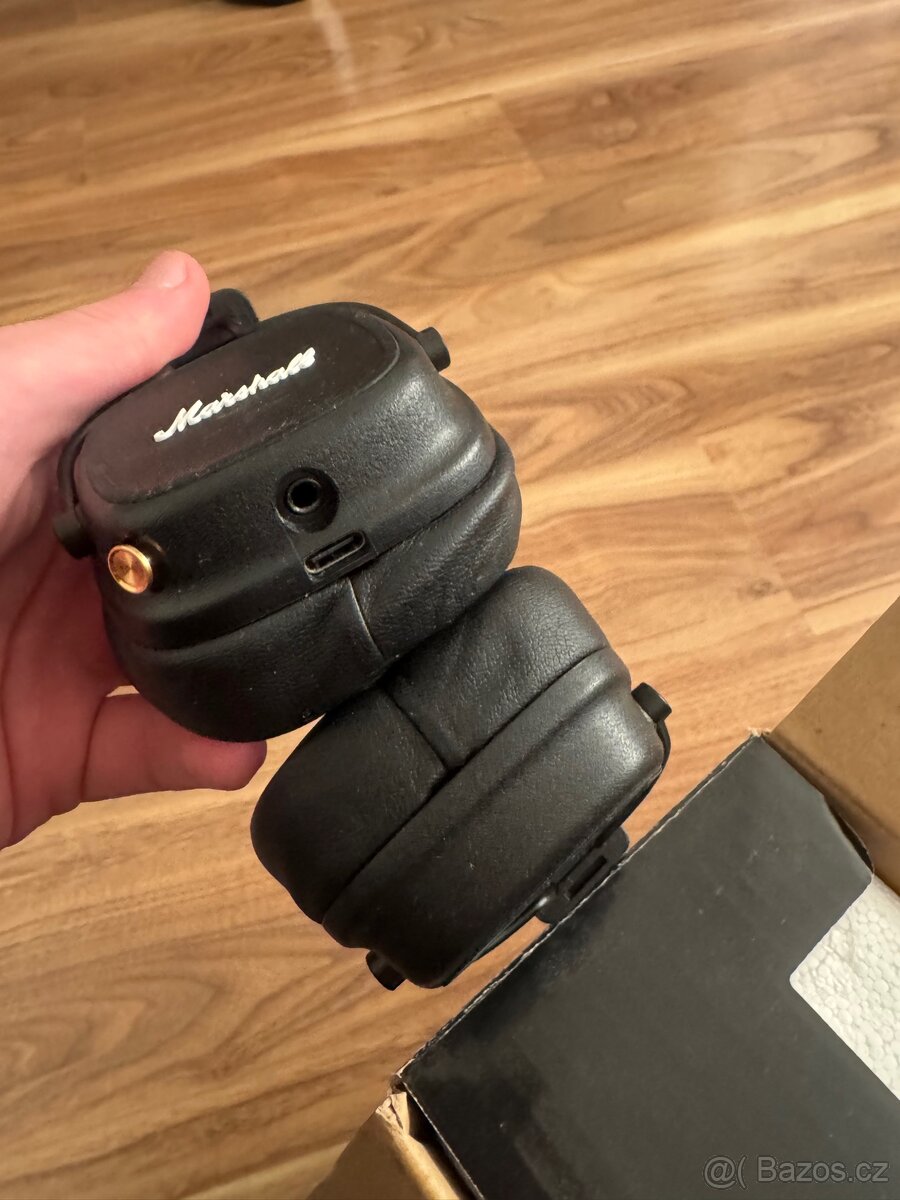 Marshall Major IV Bluetooth černá - 3