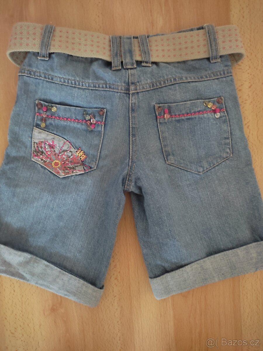 Kraťasy vel. 134 - 3