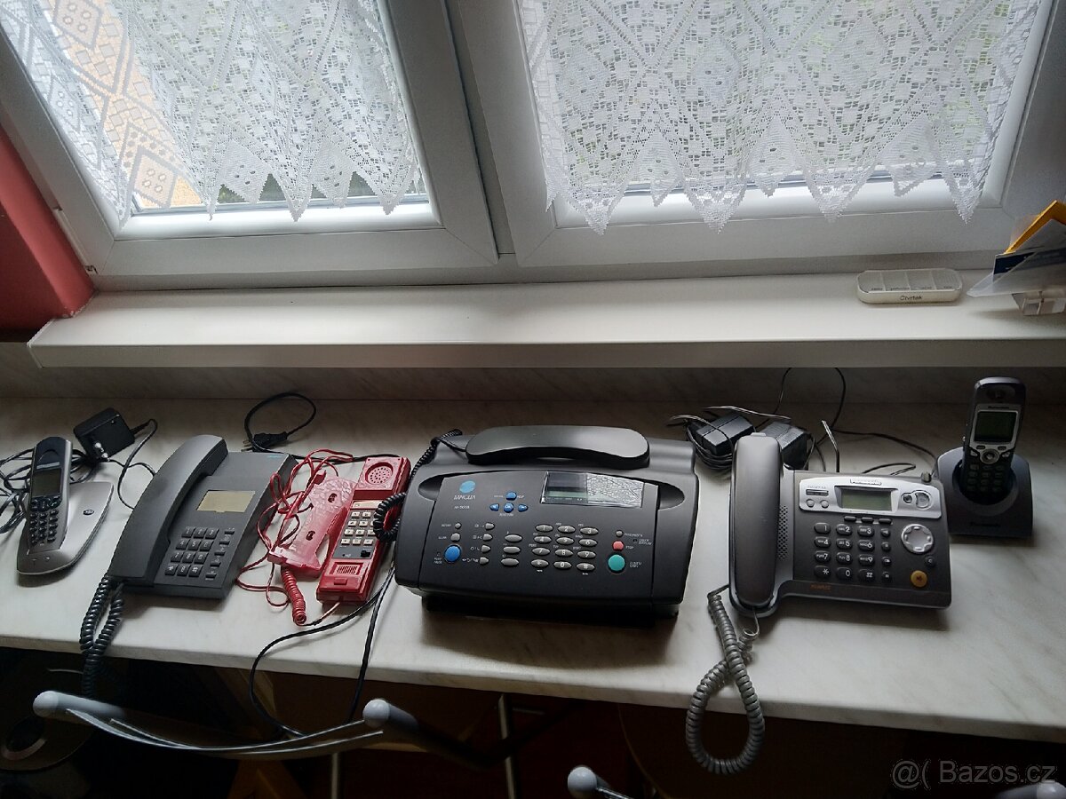 Stolní telefony - 3
