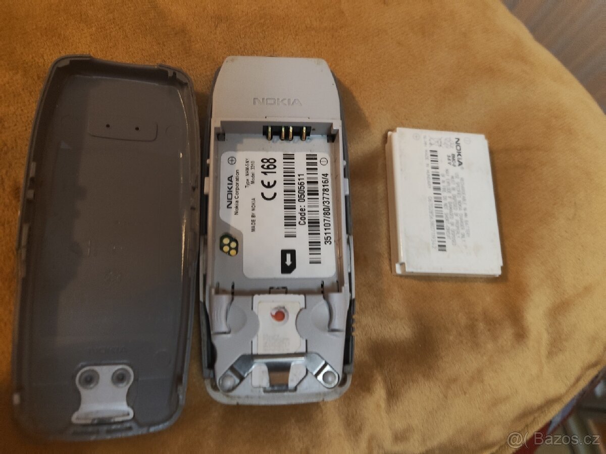 NEFUNKČNÍ Nokia 3310 - 3