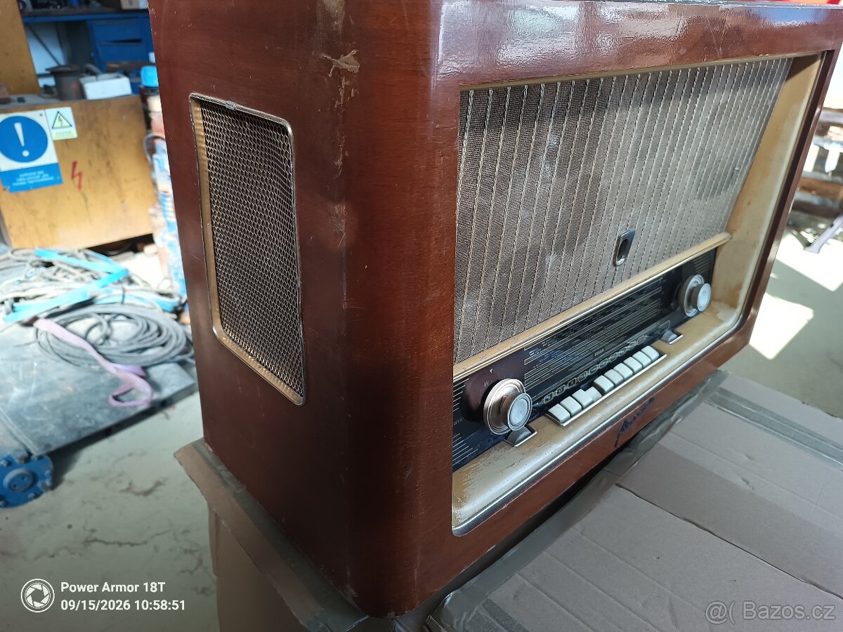 TESLA 805 A " FILHARMONIE - 3