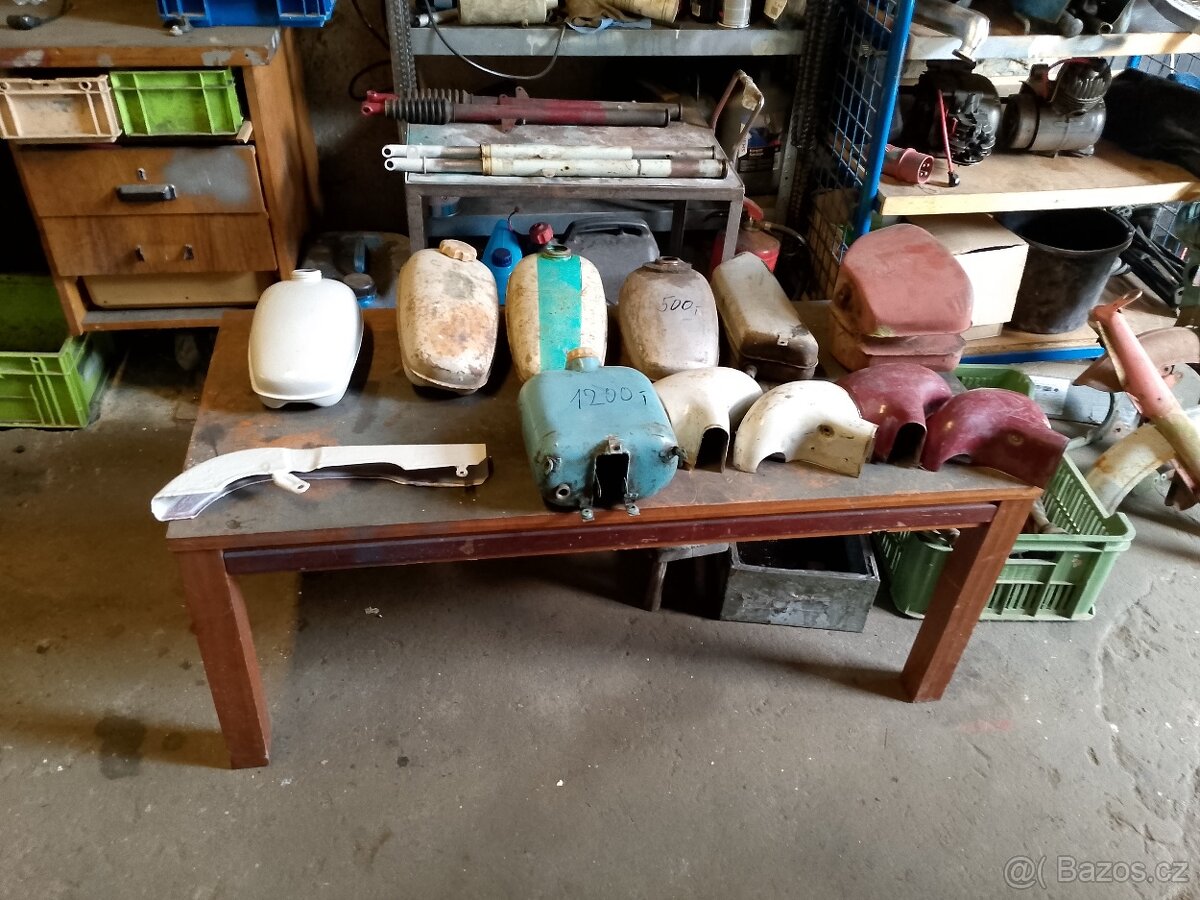 Náhradní díly - 3