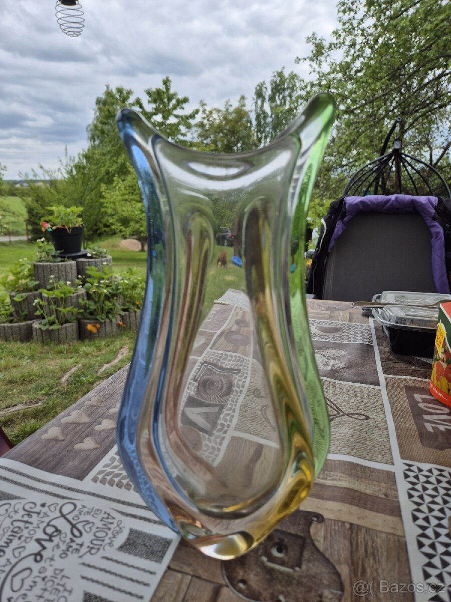 REZRO VÁZA Z HUTNÍHO SKLA,FRANTIŠEK ZEMEK 27cm.. - 3