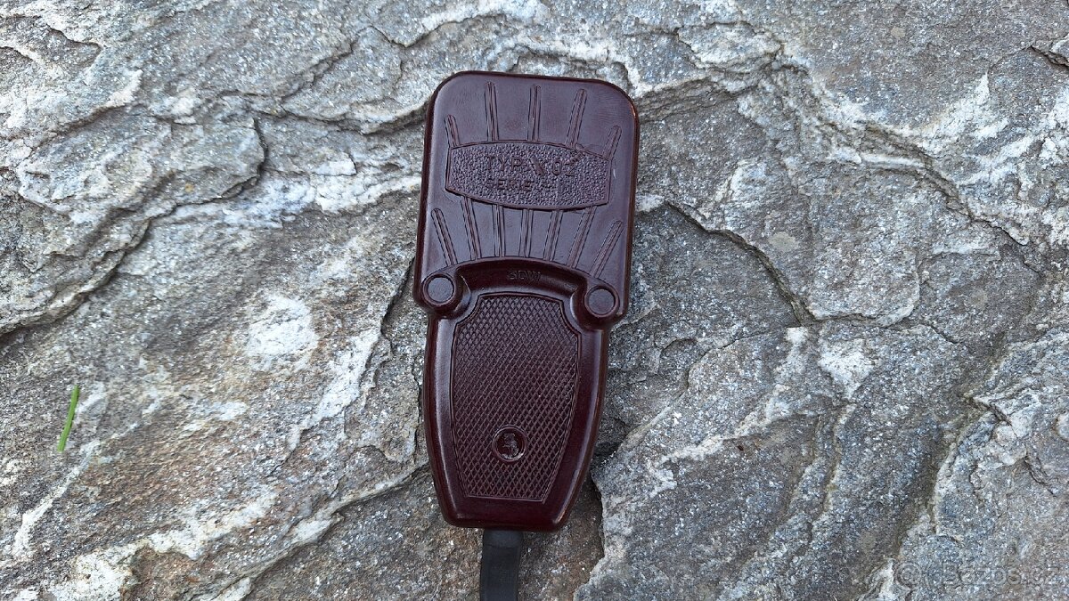 Retro žehlička na kravaty - 3