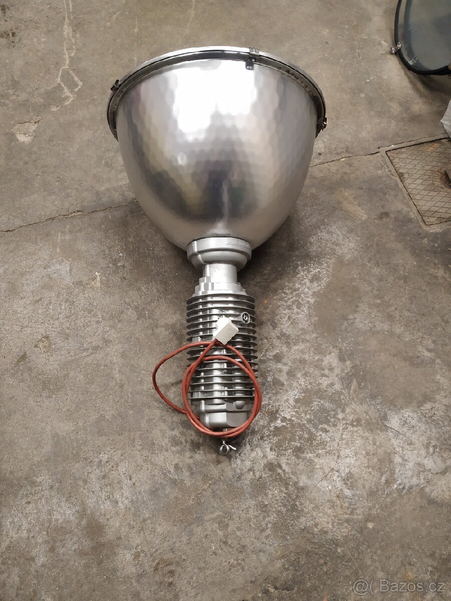 Průmyslové svítidlo - 3