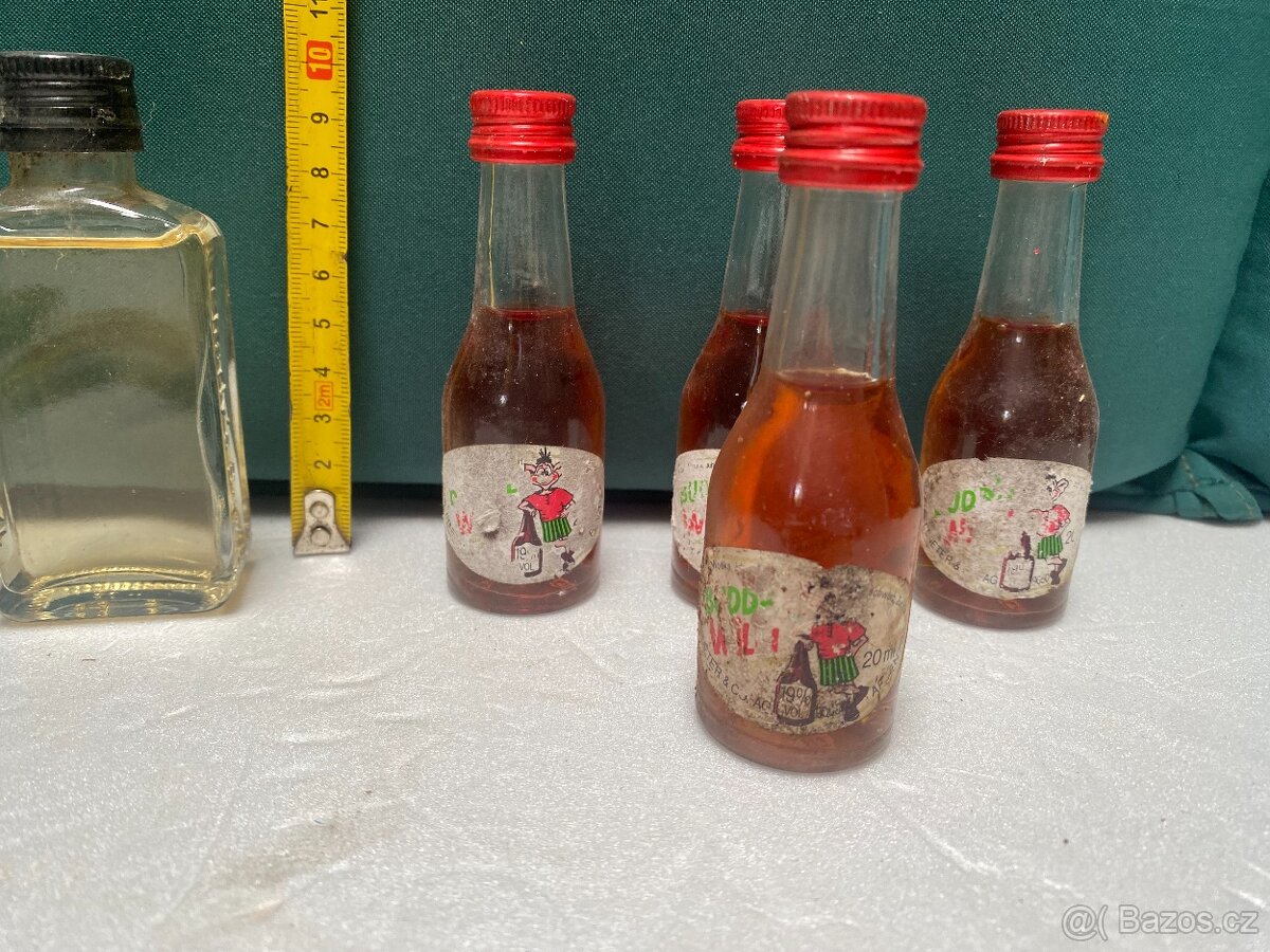 sběratelských předmětů - 3