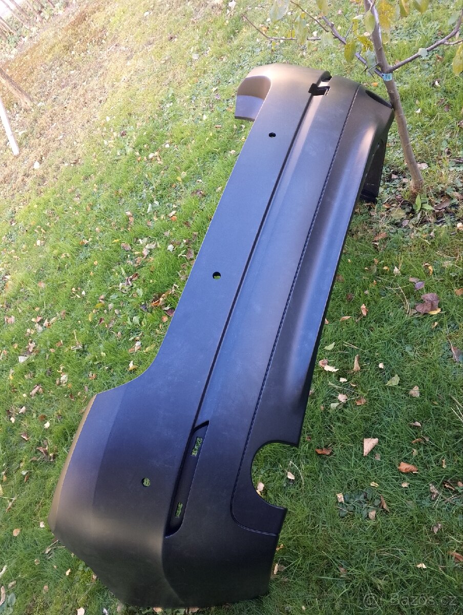 Zadní nárazník BMW - 3