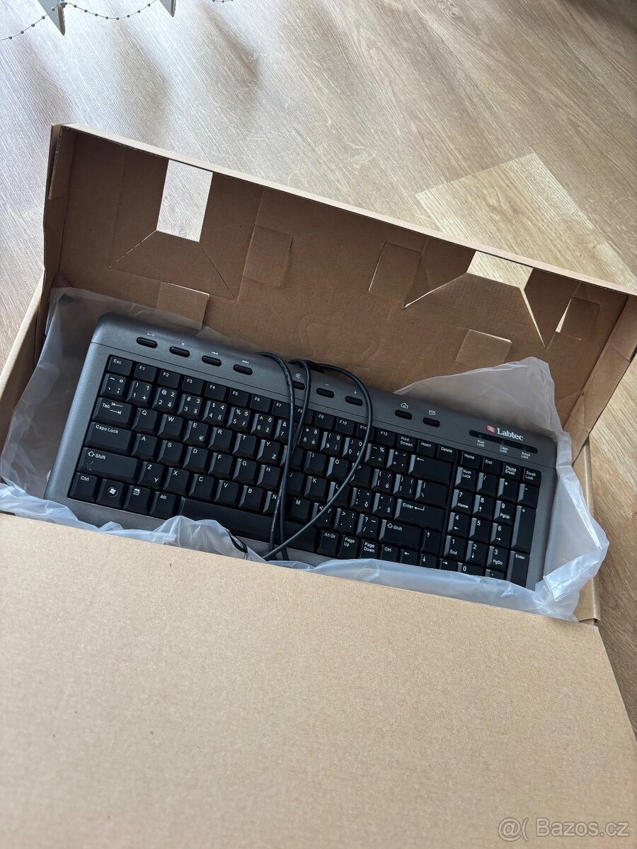 Klavesnice plus mys - 3