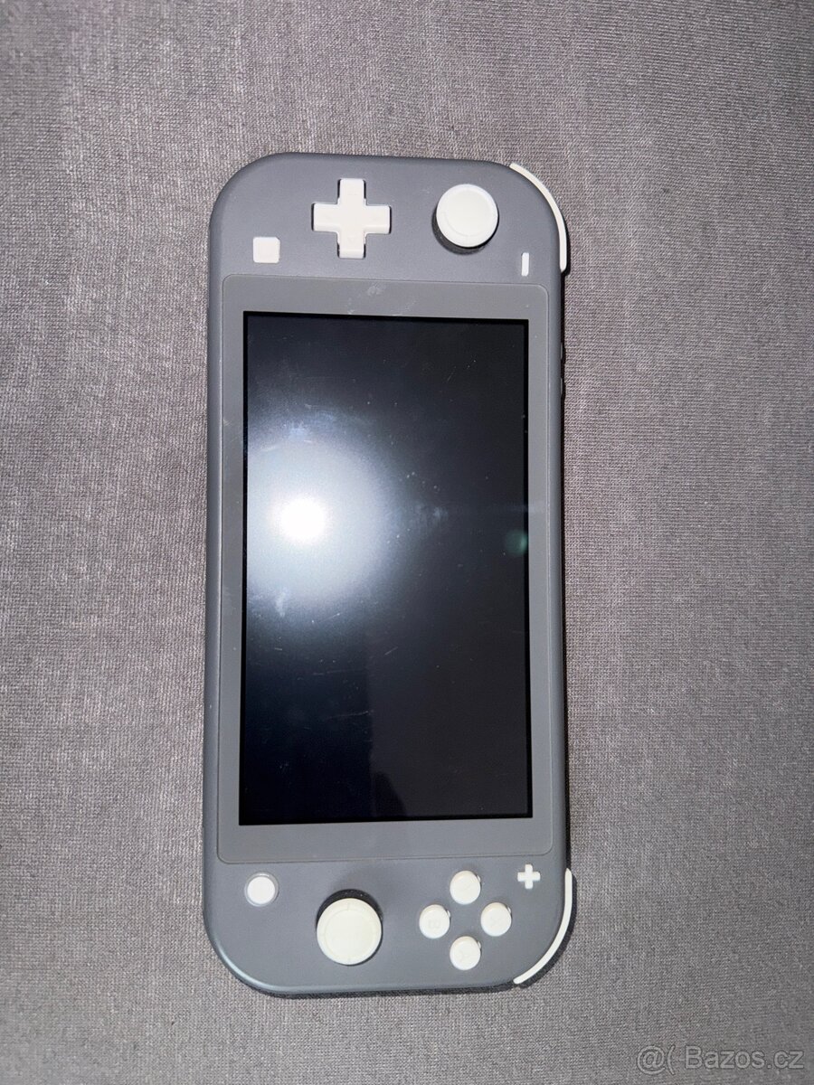 Nintendo switch lite - 3