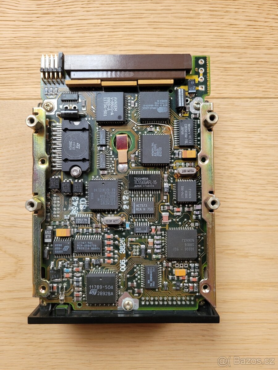 SCSI HD Seagate ST-125N 20MB - 3