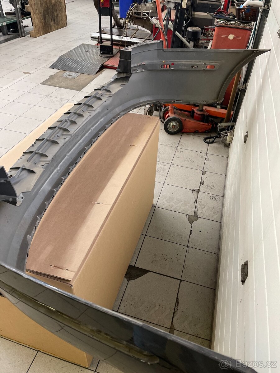 Škoda octavia 2 Combi - zadní nárazník - 3